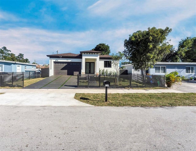 3 of 39 - 5270 Plunkett St, Hollywood, FL