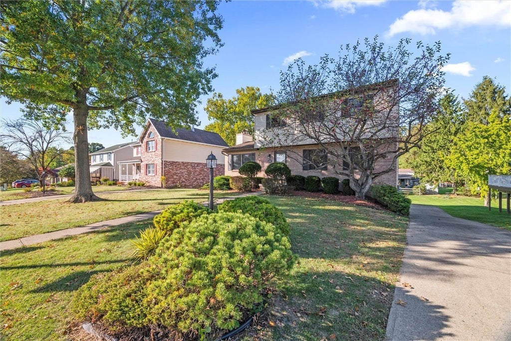 217 Sycamore Ridge Drive, Springdale