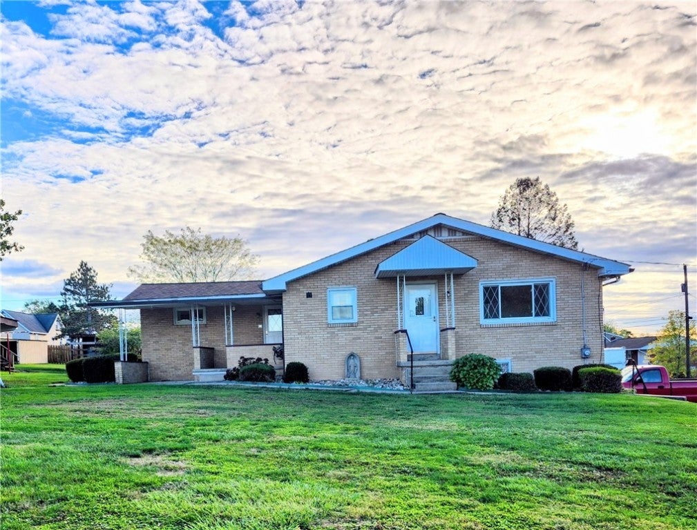 417 Traction Avenue, Derry