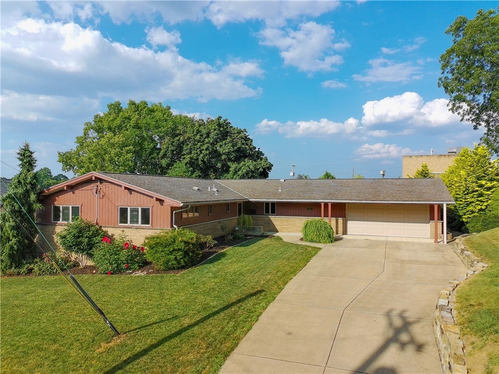 138 Green Drive, Pleasant Hills