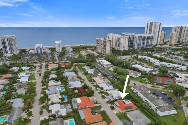 4 of 75 - 1221 Singer Dr, Singer Island, FL