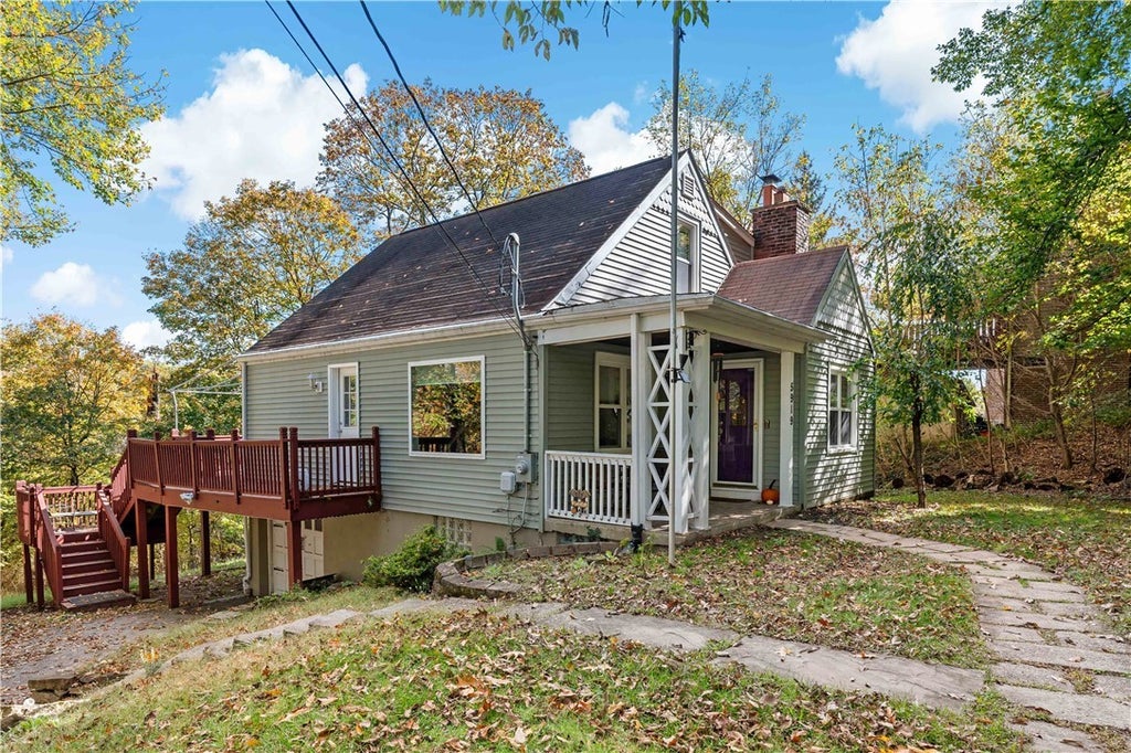 5919 Kings School Road, Bethel Park