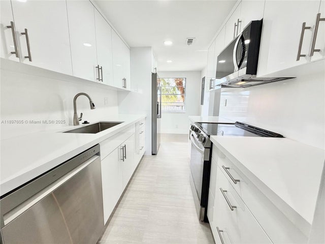 5 of 45 - 3361 Nw 47th Ter 329, Lauderdale Lakes, FL