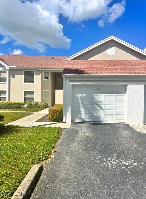 9852 Luna Cir B203, Naples