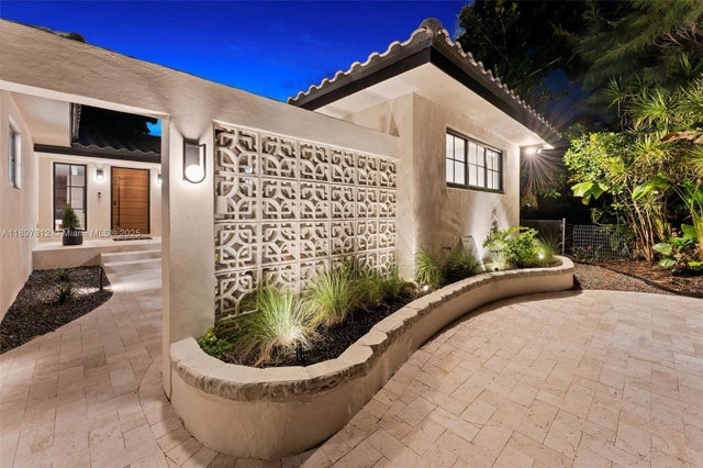 3 of 37 - 8858 Garland Ave, Surfside, FL