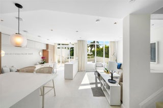 Photo of Listing #A11896180