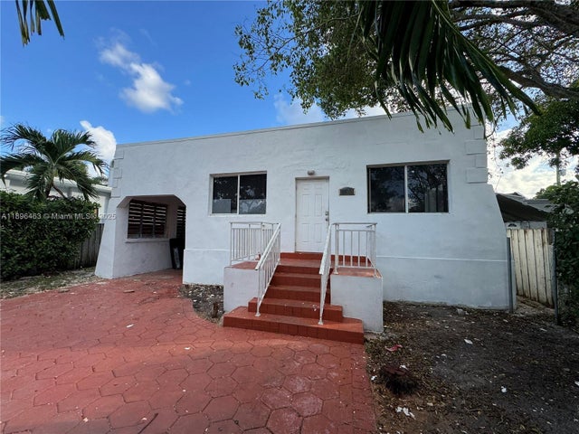 1 of 11 - 1738 Sw 17th St, Miami, FL