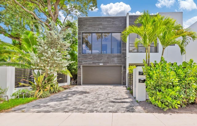 1 of 28 - 1516 Se 1st St, Fort Lauderdale, FL