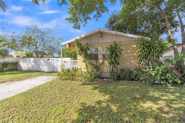 1 of 18 - 2005 Nw 11th Ave, Fort Lauderdale, FL