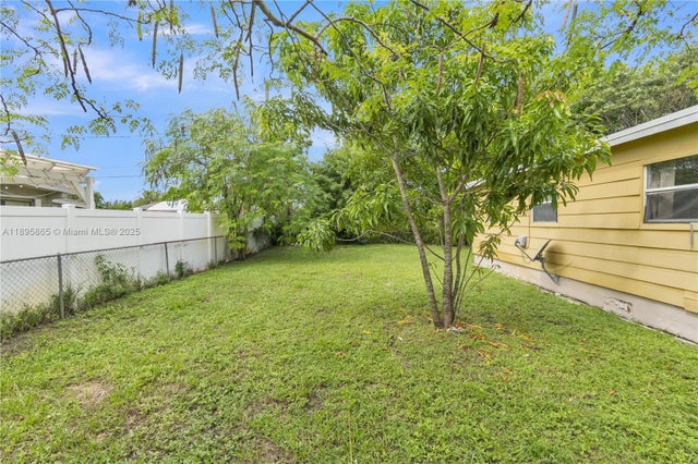 2 of 18 - 2005 Nw 11th Ave, Fort Lauderdale, FL