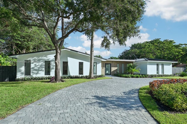4 of 64 - 7805 Sw 165th St, Palmetto Bay, FL