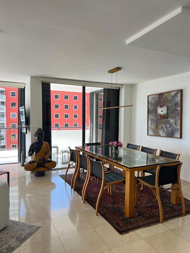 4 of 48 - 1581 Brickell Ave 2005, Miami, FL
