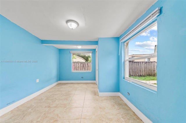 3 of 36 - 1835 Nw 85th St, Miami, FL