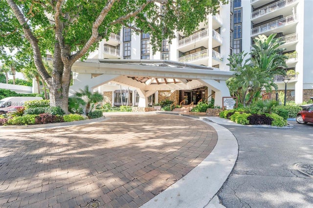1 of 54 - 4000 Towerside Ter 402, Miami, FL