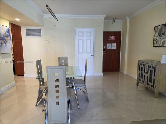 5 of 22 - 3901 S Ocean Dr 8s, Hollywood, FL