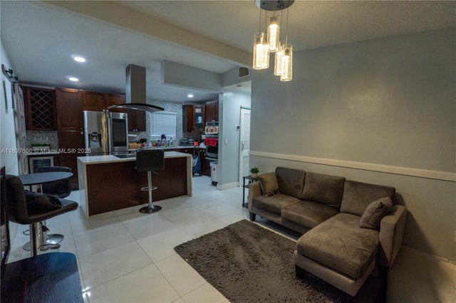 3 of 13 - 3630 Sw 37th St, West Park, FL
