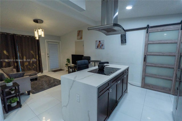 4 of 13 - 3630 Sw 37th St, West Park, FL