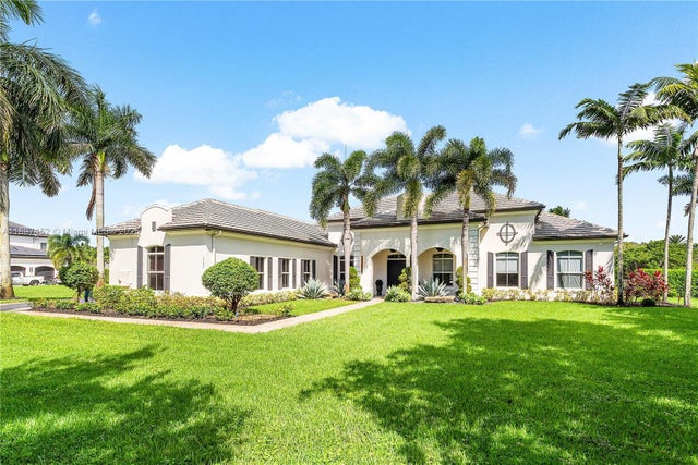 1 of 7 - 12525 Sw 15th Mnr, Davie, FL