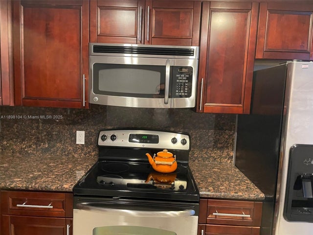 2 of 7 - 3800 S Ocean Dr 301, Hollywood, FL