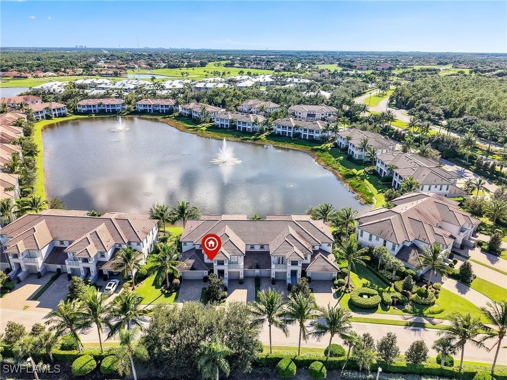 8012 Signature Club Cir 101, Naples