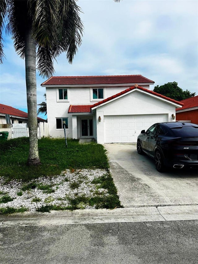 1 of 22 - 5343 Nw 184th St, Miami Gardens, FL