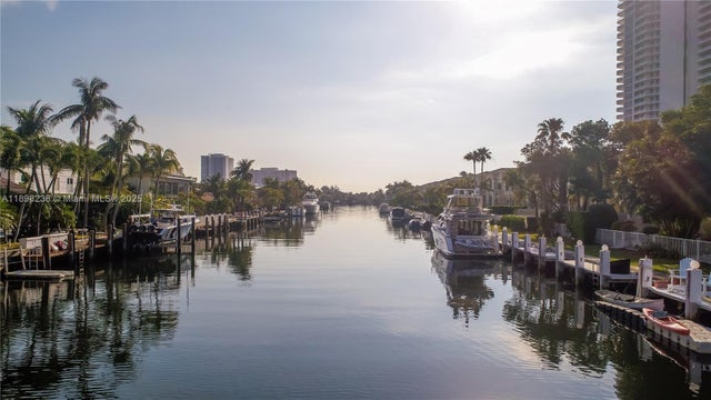 2 of 45 - 3705 Ne 214 St 13, Aventura, FL