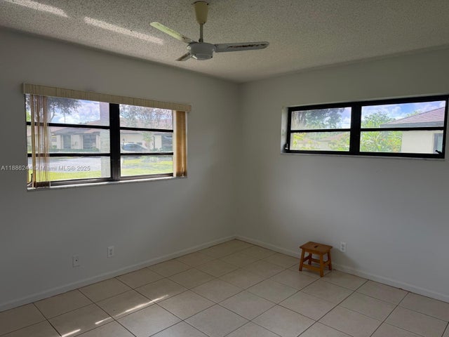 5 of 10 - 4924 Eaglewood Rd B, Boynton Beach, FL