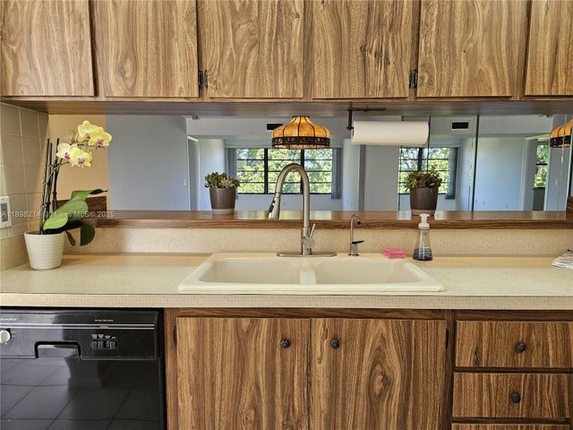 5 of 32 - 6085 Balboa Cir 403, Boca Raton, FL