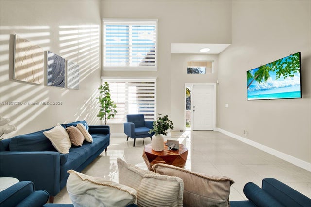 2 of 42 - 9602 Nw 8th Cir, Plantation, FL