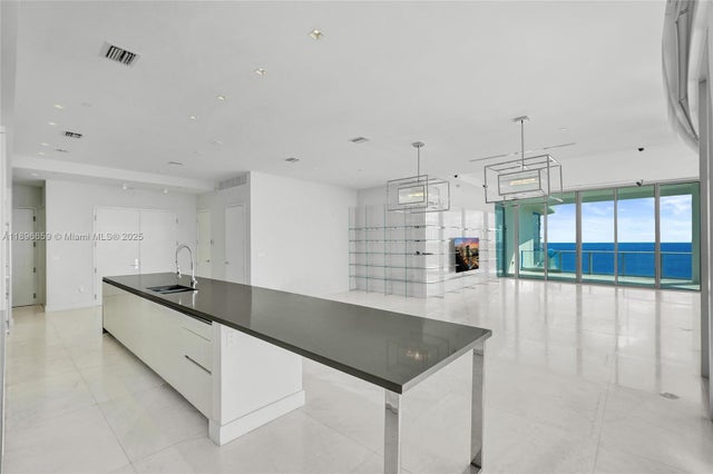 4 of 42 - 17475 Collins Ave 2302, Sunny Isles Beach, FL