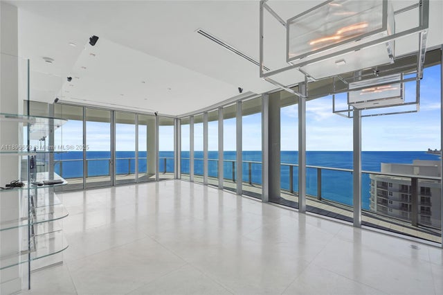 5 of 42 - 17475 Collins Ave 2302, Sunny Isles Beach, FL