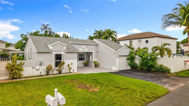 2 of 35 - 14433 Sw 95th Ter, Miami, FL