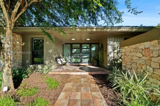 Photo of Listing #A11897589