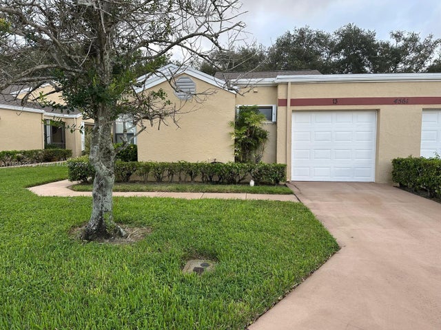 4561 Discovery Ln 13, West Palm Beach