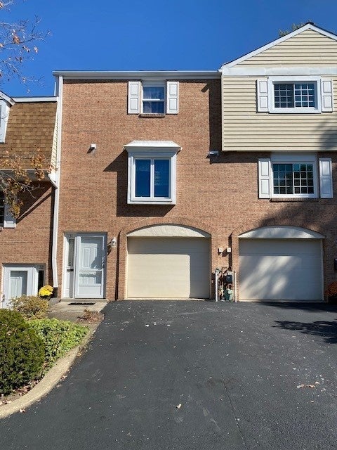 31 Oxford Court, McCandless