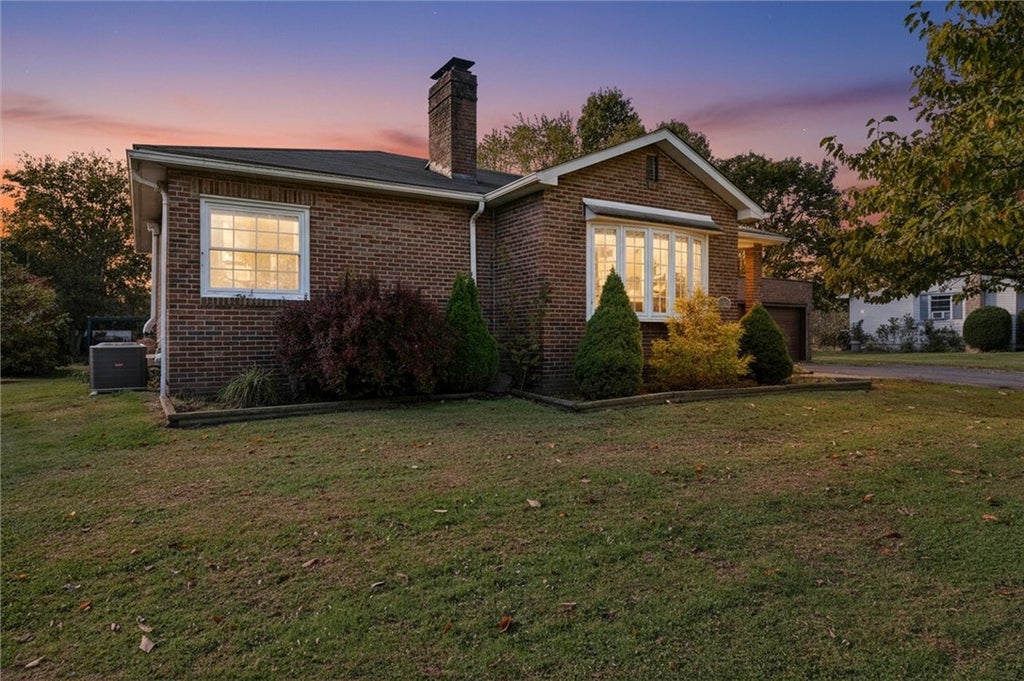 208 Country Club Heights, Penn