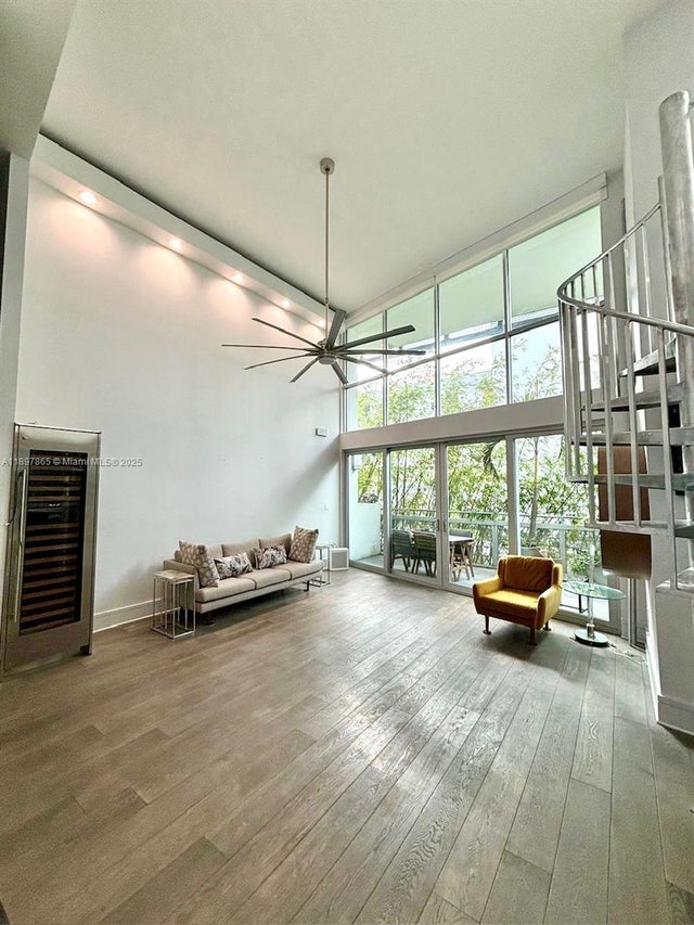 5 of 36 - 221 Jefferson Ave 4, Miami Beach, FL