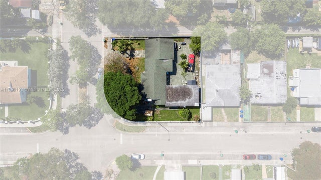 3 of 17 - 4628 Nw 8th Ave, Miami, FL