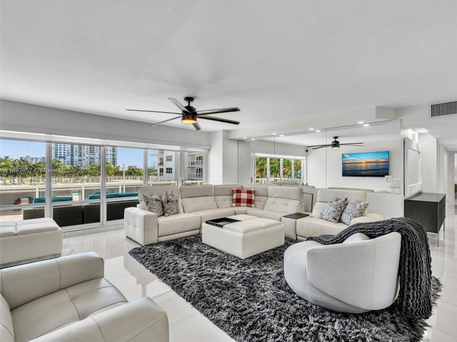 3 of 48 - 111 N Pompano Beach Blvd 308, Pompano Beach, FL