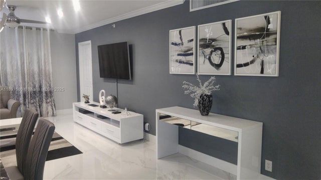 2 of 27 - 2501 S Ocean Dr L04, Hollywood, FL