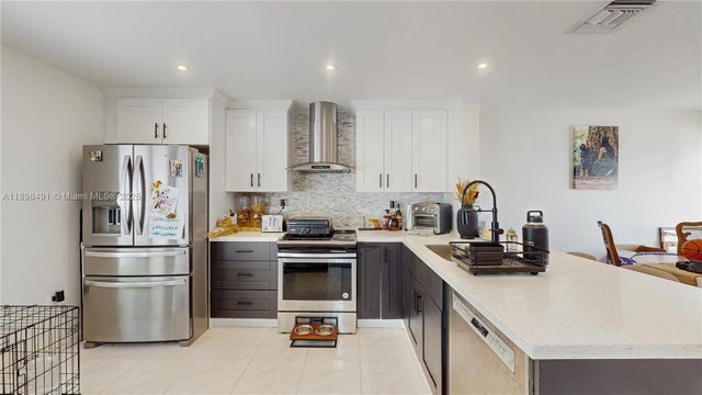 3 of 35 - 12379 Sw 94th Ter, Miami, FL