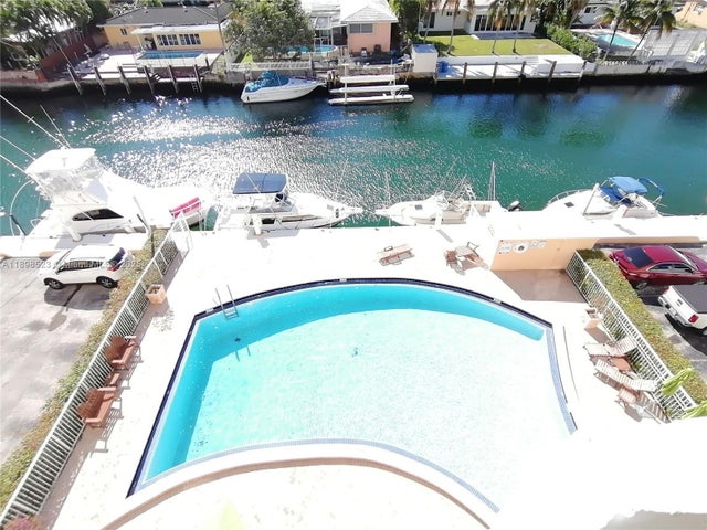 2 of 17 - 2020 Ne 135th St 506, North Miami, FL