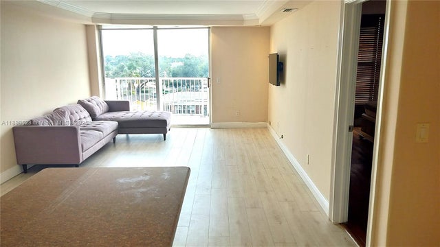 4 of 17 - 2020 Ne 135th St 506, North Miami, FL