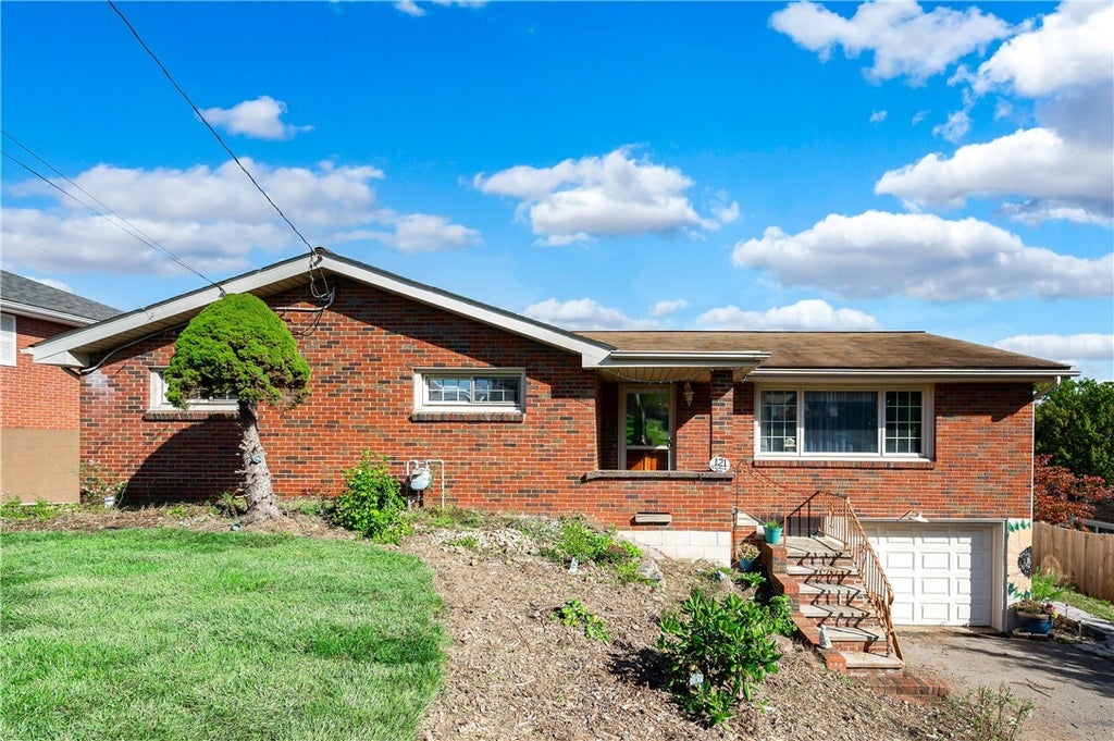 121 Crest View Drive, Twp of But SE