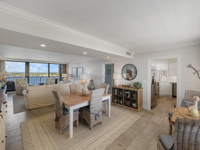 4 of 42 - 136 Lakeshore Dr Ph-13, North Palm Beach, FL