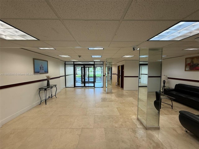 5 of 17 - 4174 Inverrary Dr 604, Lauderhill, FL