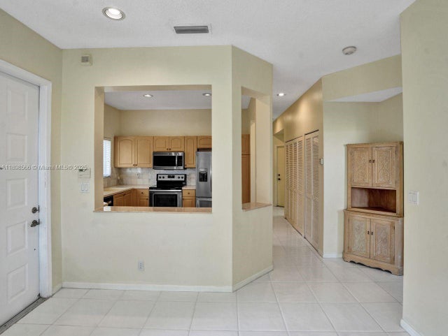 5 of 22 - 15831 Sw 10th St, Pembroke Pines, FL