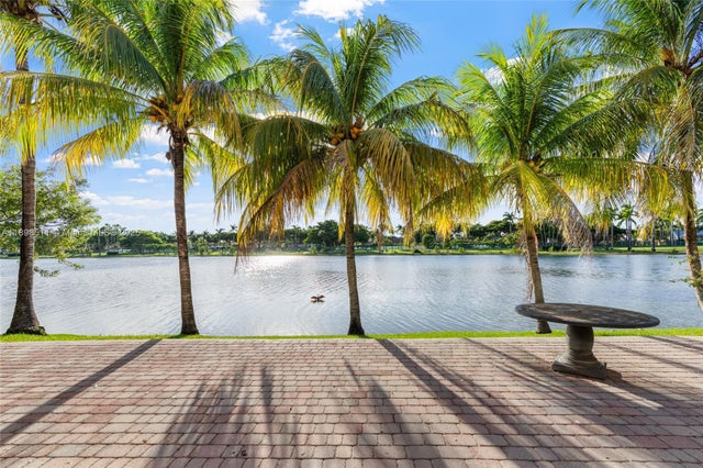 3 of 46 - 22032 Sw 95th Pl, Cutler Bay, FL