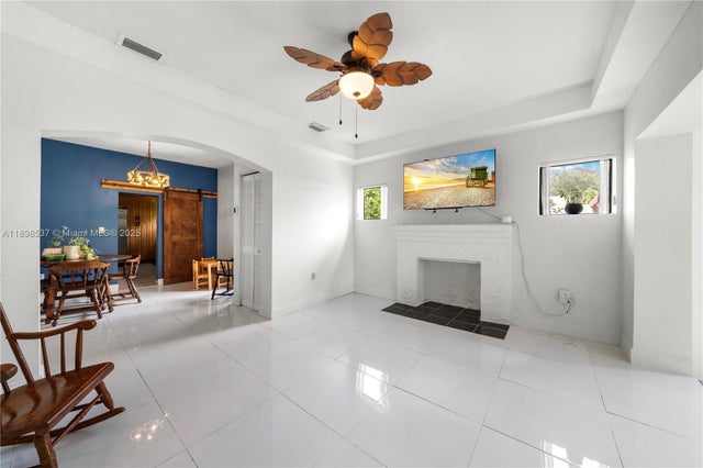 5 of 22 - 472 Ne 130th St, North Miami, FL