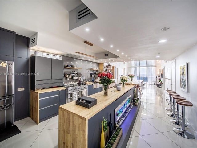 3 of 14 - 1800 S Ocean Dr 3102, Hallandale Beach, FL